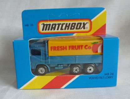 Picture of Matchbox Blue Box MB26 Volvo Tilt Lorry "Fresh Fruit"