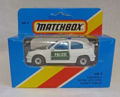 Picture of Matchbox Blue Box MB8 Vauxhall Astra GTE/Opel Kadett Polizei Auto [A]