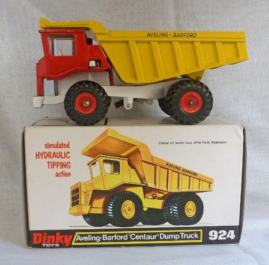 Picture of Dinky Toys 924 Aveling Barford Dumper [B]