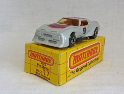 Picture of Matchbox Yellow Box MB17 AMX Pro Stocker