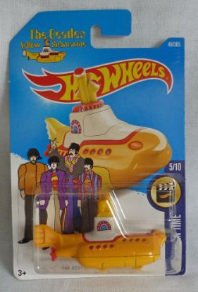 Picture of HotWheels "The Beatles" Yellow Submarine Long Card