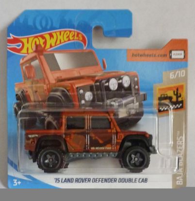 Picture of HotWheels '15 Land Rover Defender Double Cab "Baja Blazers" 6/10