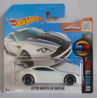 Picture of HotWheels Aston Martin V8 Vantage White "HW Mild to Wild" Short Card 1/10