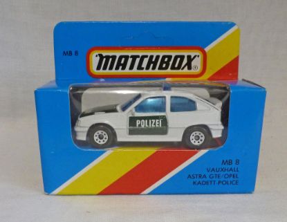 Picture of Matchbox Blue Box MB8 Vauxhall Astra GTE/Opel Kadett Polizei Auto [B]