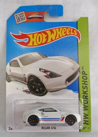 Picture of HotWheels Nissan 370Z White "HW Workshop"