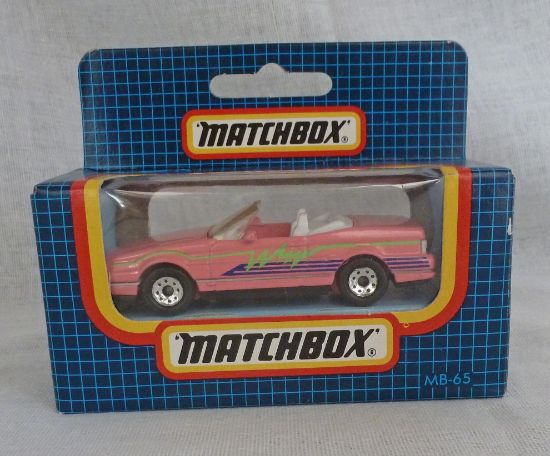 Picture of Matchbox Dark Blue Box MB65 Cadillac Allante Pink [Thai issue]