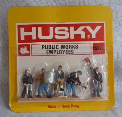 Picture of Husky 1572 Public Works Employees Figures Set
