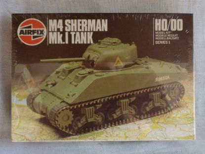 Picture of Airfix Series 1 M4 Sherman Tank Mk I 01303