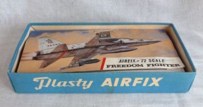 Picture of Vintage Plasty Airfix Freedom Fighter No.123