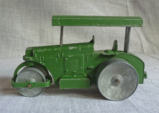 Picture of Early Lesney Toys Aveling Barford Diesel Road Roller Dark Green
