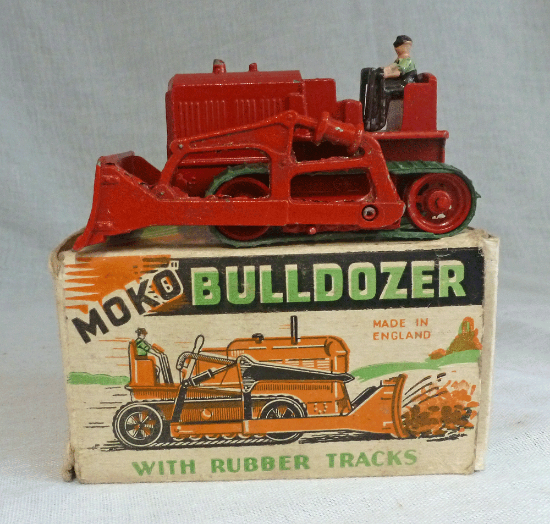 Picture of Moko Bulldozer Red Boxed