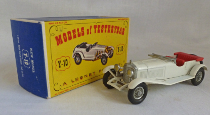 Picture of Matchbox Models of Yesteryear Y-10b 1928 Mercedes Benz with Twin Spare Wheels D1 Box