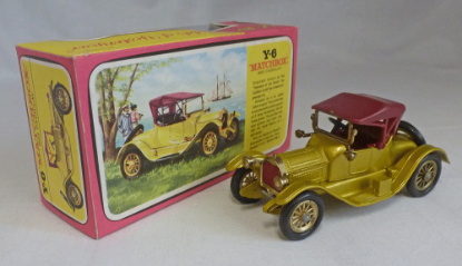 Picture of Matchbox Models of Yesteryear Y-6c 1913 Cadillac Light Gold F Box