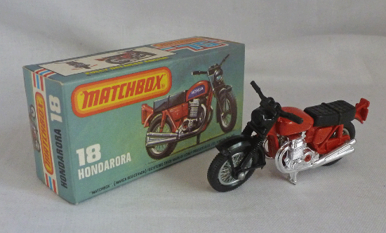 Picture of Matchbox Superfast MB18f Hondarora Red with Black Forks L Box