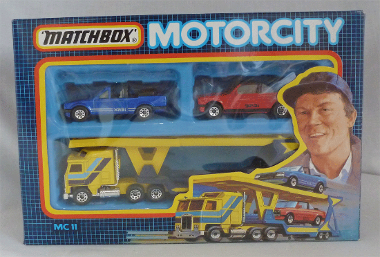 Picture of Matchbox MC-11 Motorcity Car Transporter Set