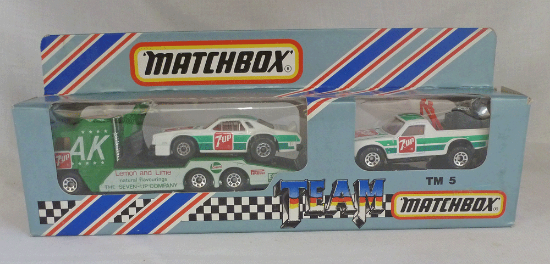 Picture of Matchbox TM 5 Team Convoy Set "7 Up"