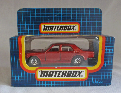 Picture of Matchbox Dark Blue Box MB66 Rolls Royce Silver Spirit Red [Macau issue]