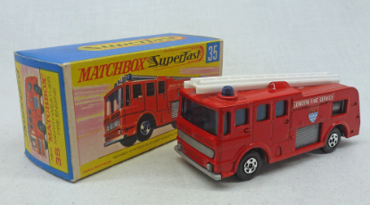 Picture of Matchbox Superfast MB35c Merryweather Fire Engine Red with NW G Box