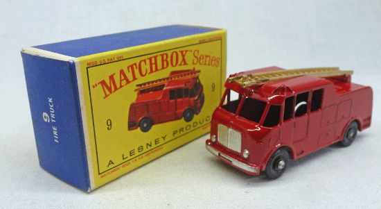 Picture of Matchbox Toys MB9c Merryweather Fire Engine with Gold Ladder & BPW