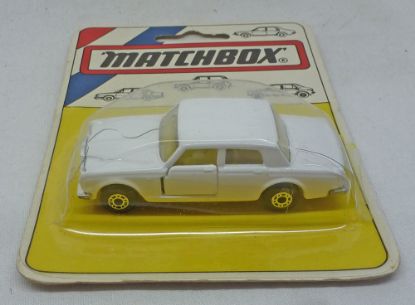 Picture of Matchbox Hungarian MB39 Rolls Royce White with Yellow Interior