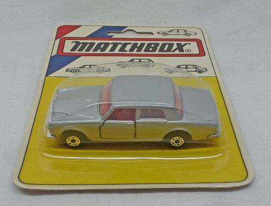 Picture of Matchbox Hungarian MB39 Rolls Royce Silver with Red Interior 