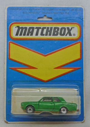 Picture of Matchbox Bulgarian MB25 Ford Cortina Green with GOLD Base