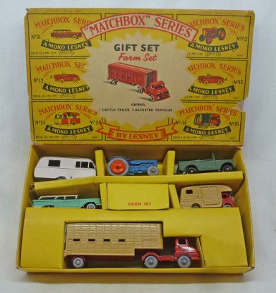 Picture of CHRISTMAS & NEW YEAR EBAY AUCTION PREVIEW G-4 FARM SET
