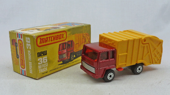 Picture of Matchbox Superfast MB36f Refuse Truck Red/Yellow