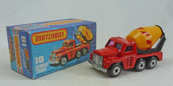 Picture of Matchbox Superfast MB19f Cement Truck with PURPLE Windows