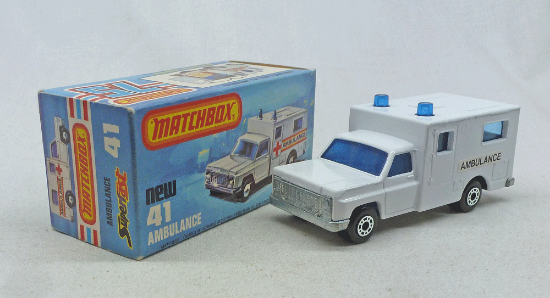 Picture of Matchbox Superfast MB41e Ambulance 
