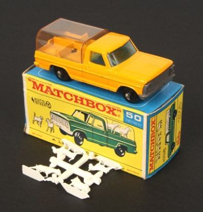 Picture of MATCHBOX MANIA VII AUCTION MB50 PRE PRO KENNEL TRUCK