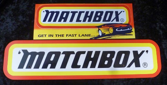 Picture of EBAY APRIL AUCTION PREVIEW SHOP DISPLAY SIGNS