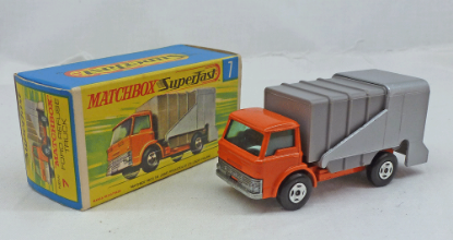 Picture of Matchbox Superfast MB7c Ford Refuse Truck Lighter Orange with Narrow Wheels