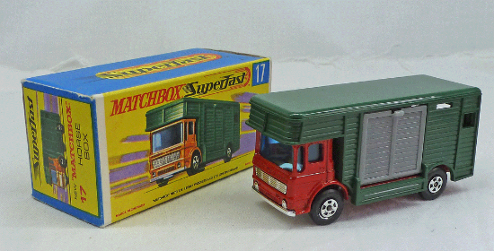 Picture of Matchbox Superfast MB17e AEC Horse Box RED with Green Rear