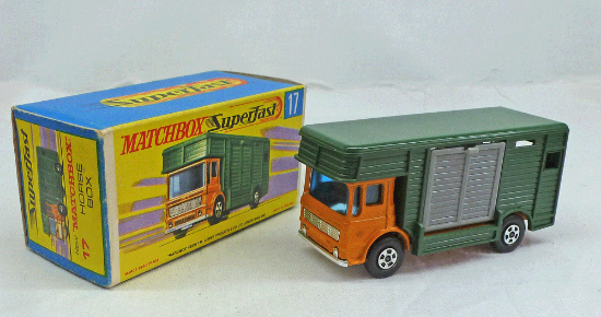 Picture of Matchbox Superfast MB17e AEC Horse Box Orange with Green Rear
