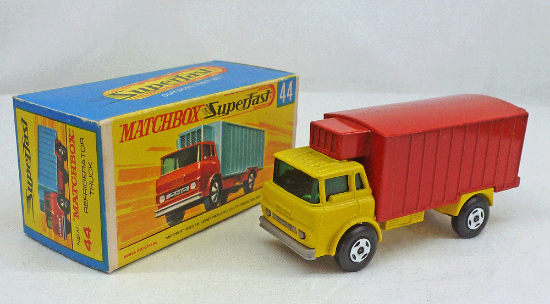 Picture of Matchbox Superfast MB44c GMC Refrigerator Truck Red/Yellow NW