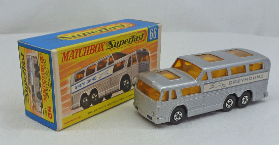 Picture of Matchbox Superfast MB66c Greyhound Coach with Black Base G Box